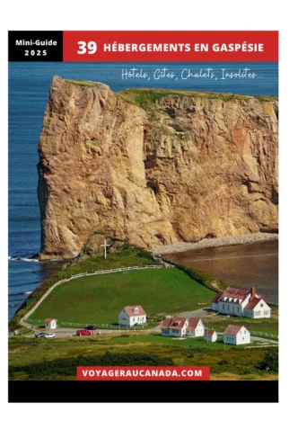 Couverture du mini-guide 2025 des hébergements en Gaspésie avec le Rocher Percé
